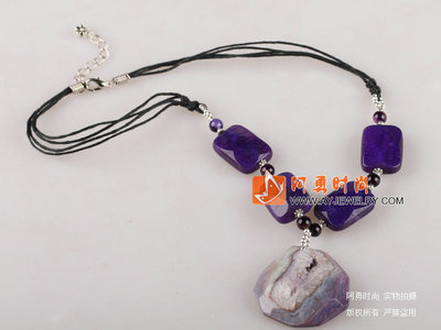 巴西瑪瑙項(xiàng)鏈 一抹絢爛的異域風(fēng)情，盡在阿勇時(shí)尚飾品批發(fā)網(wǎng)
